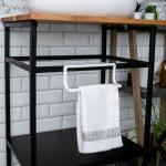 Вешалка для полотенец (пластик).Размер: 22,5х9х6 см.